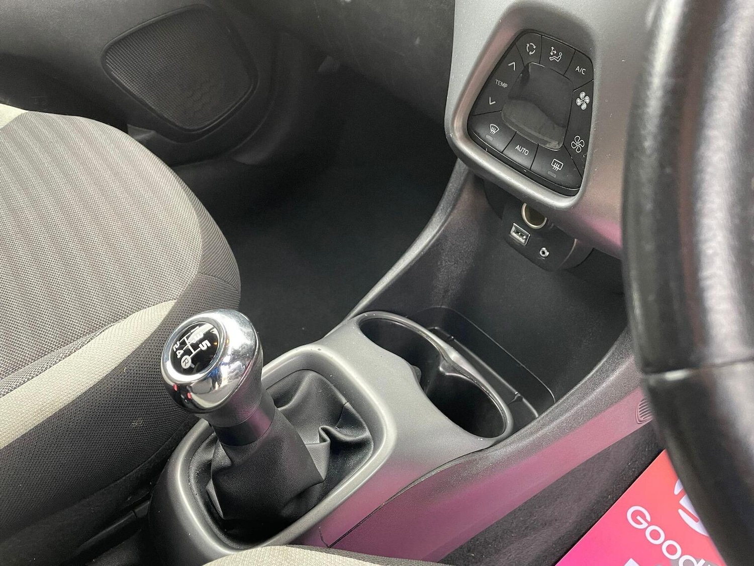 Used Toyota AYGO 2019 for sale - 76430954: Photo 9