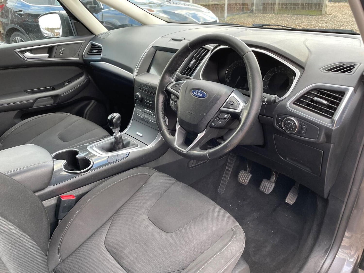 Used Ford S-Max 2017 for sale - 76963230: Photo 11