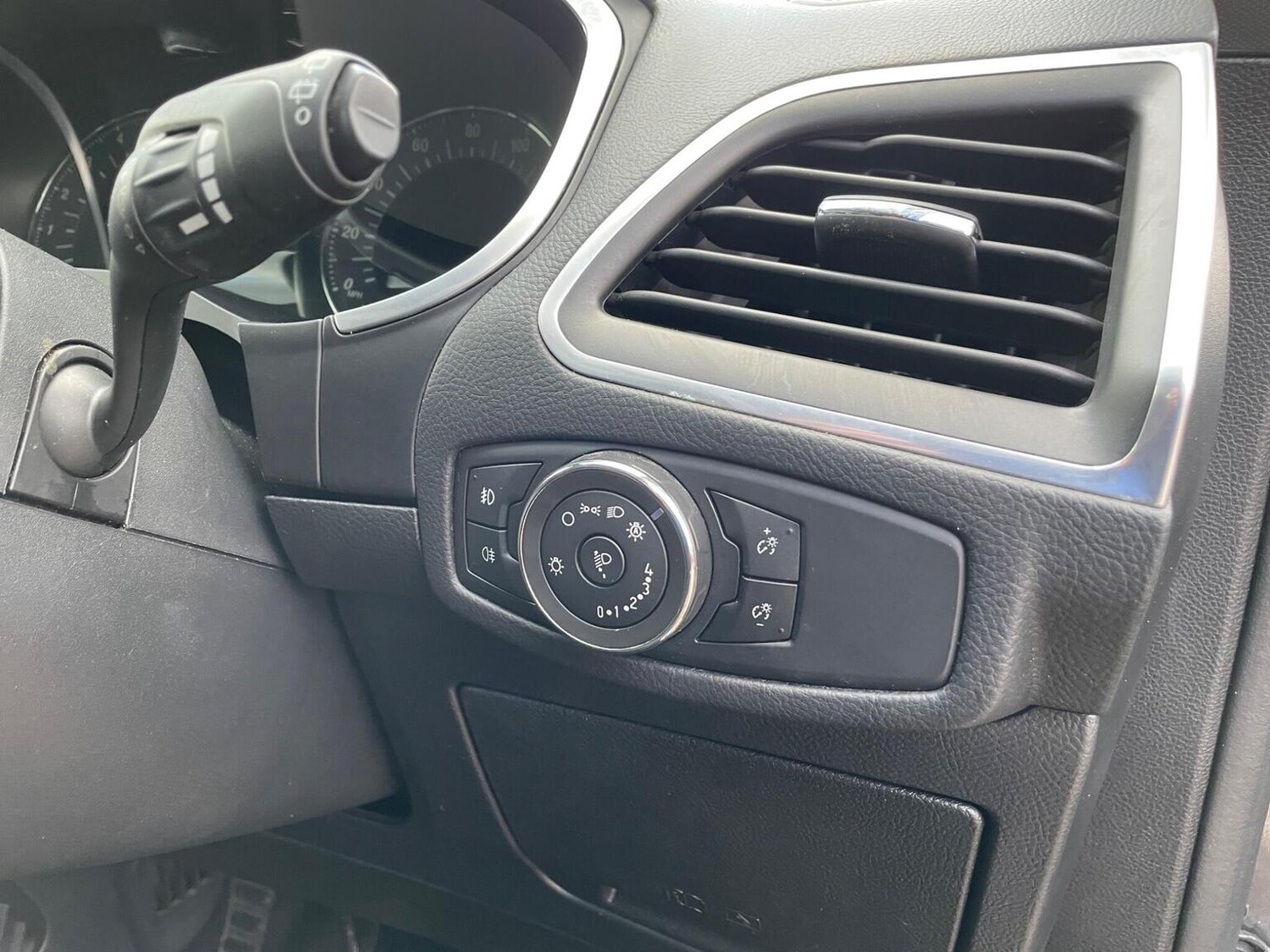 Used Ford S-Max 2017 for sale - 76963230: Photo 16