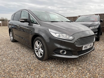 2017 - 2.0 TDCi Titanium Euro 6 (s/s) 5dr