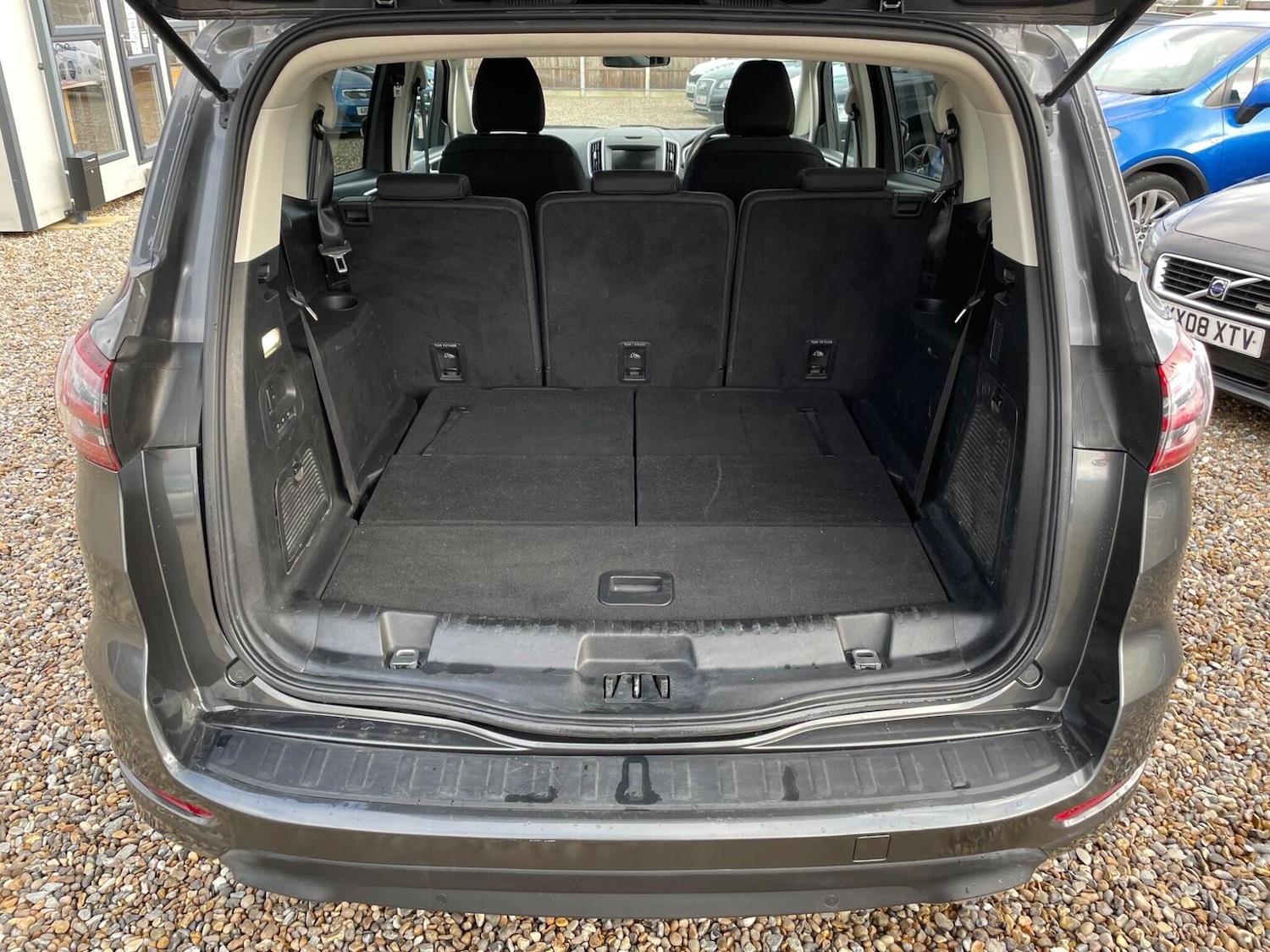 Used Ford S-Max 2017 for sale - 76963230: Photo 23