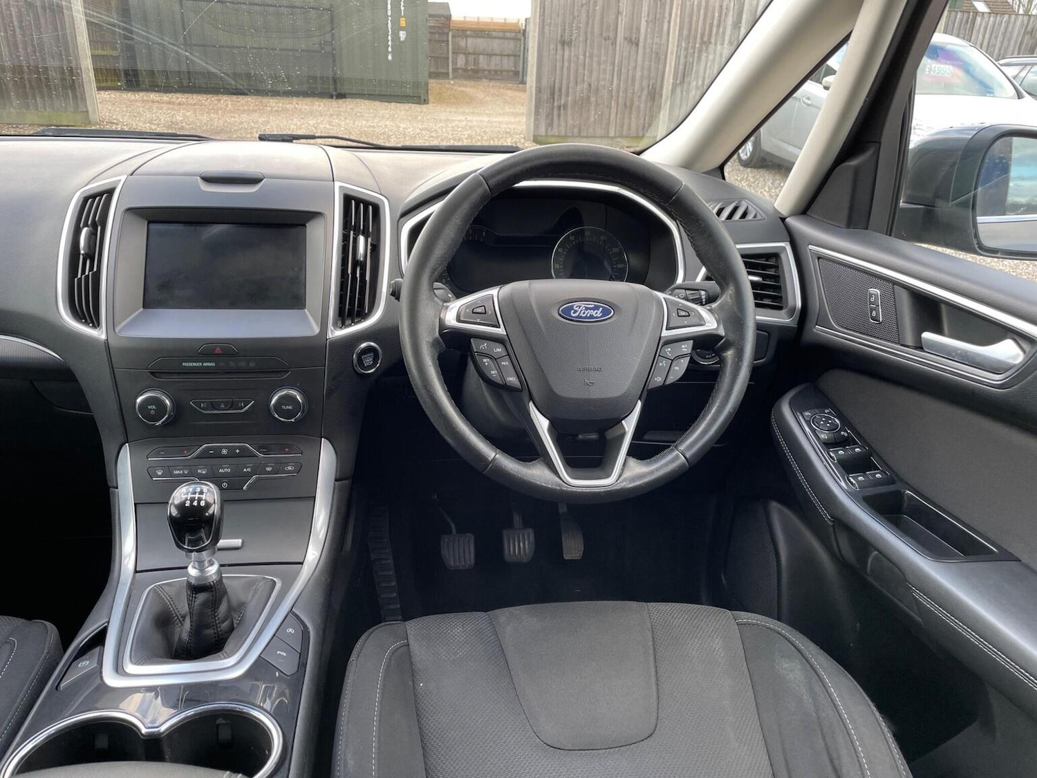 Used Ford S-Max 2017 for sale - 76963230: Photo 9