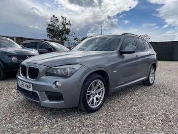 Used BMW X1 2011 for sale - 75944960: Photo
