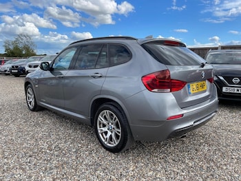 Used BMW X1 2011 for sale - 75944960: Photo