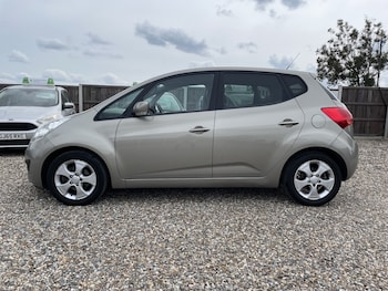 Used Kia Venga 2013 for sale - 79347083: Photo