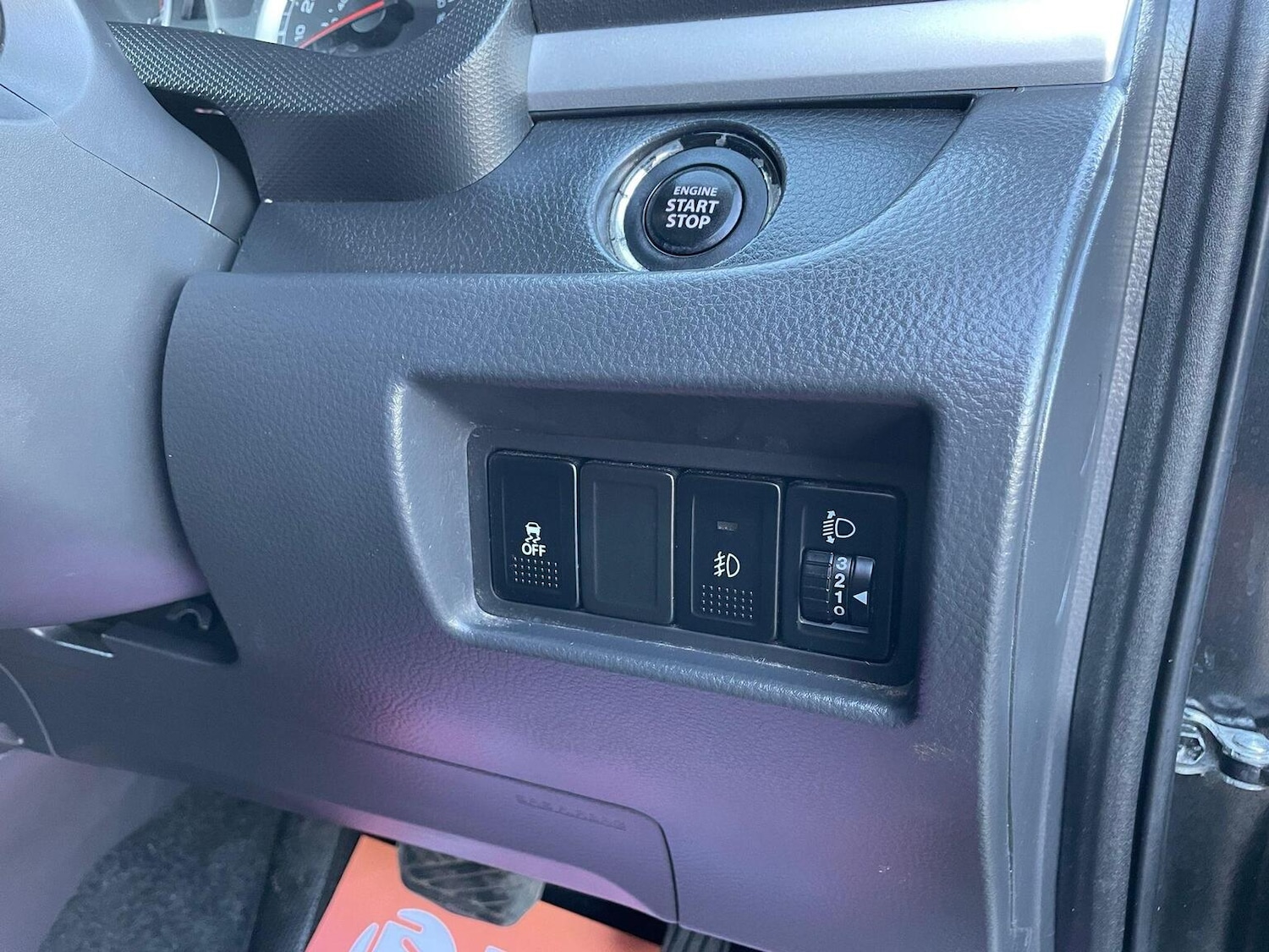 Used Suzuki Swift 2012 for sale - 76576946: Photo 14