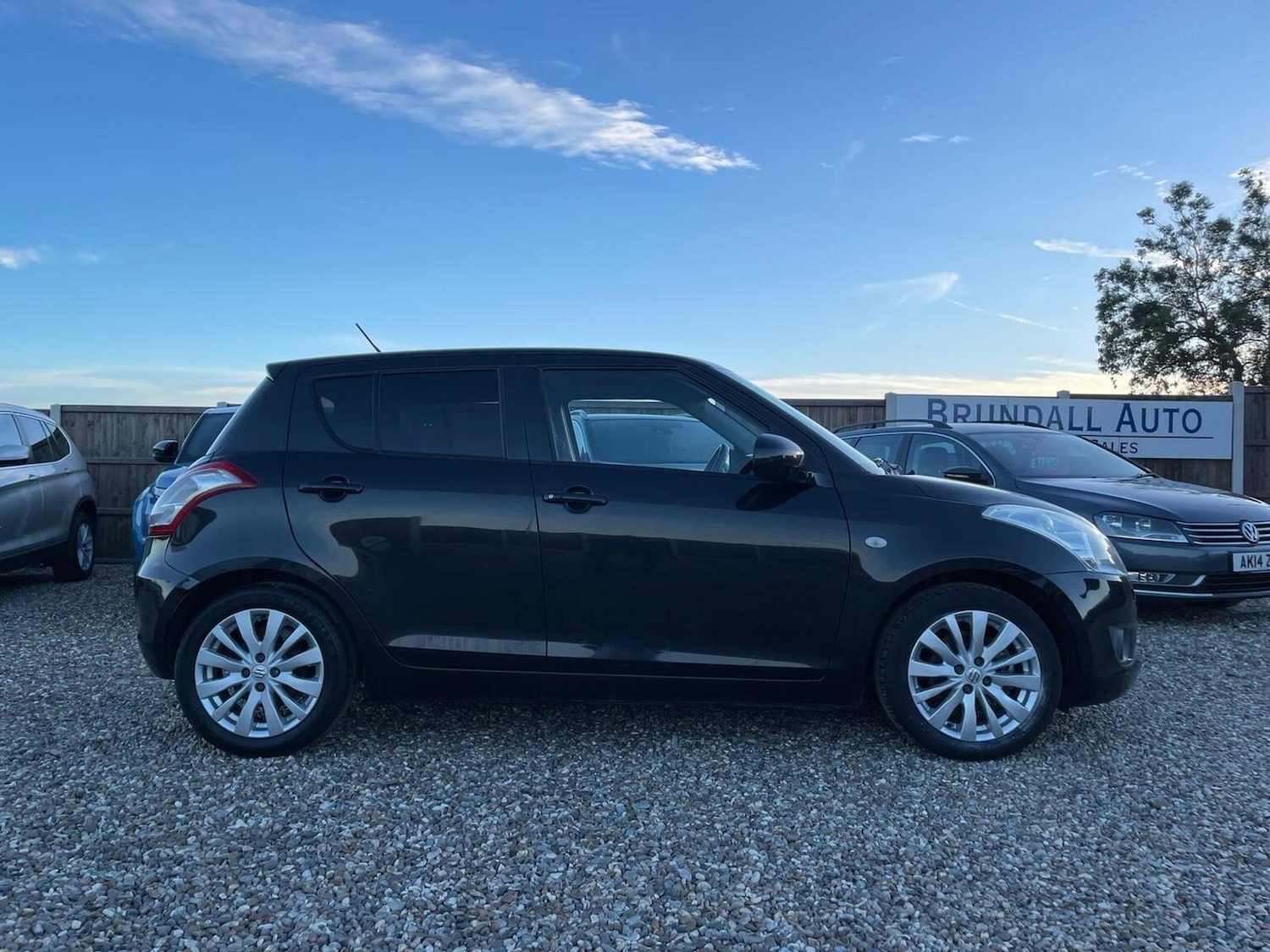 Used Suzuki Swift 2012 for sale - 76576946: Photo 8
