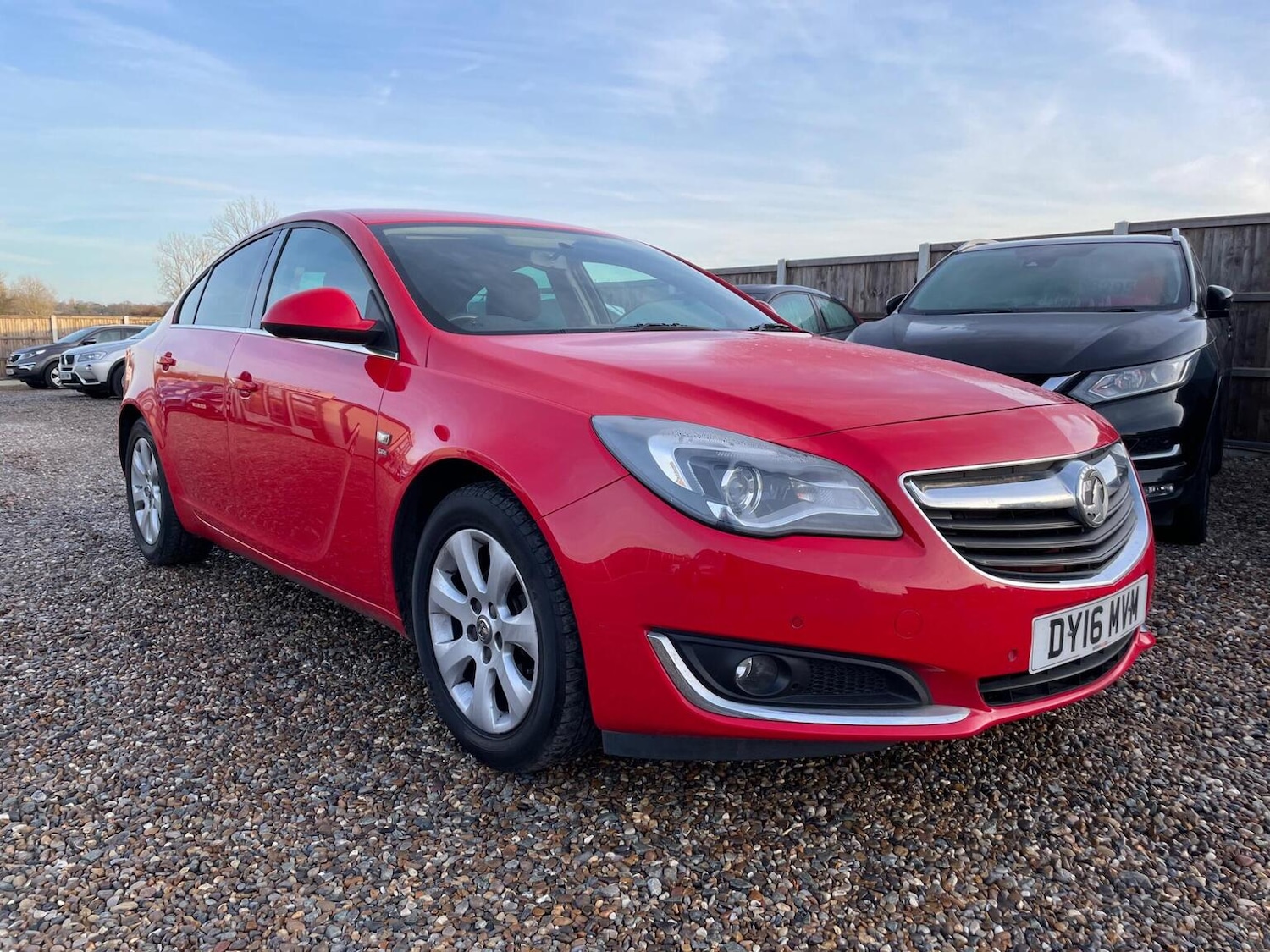 Used Vauxhall Insignia 2016 for sale - 76940084: Photo 1
