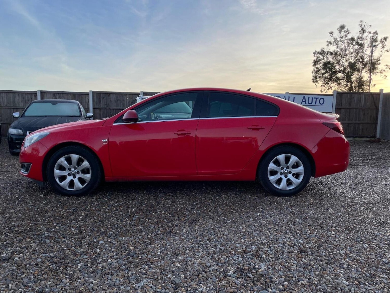 Used Vauxhall Insignia 2016 for sale - 76940084: Photo 5