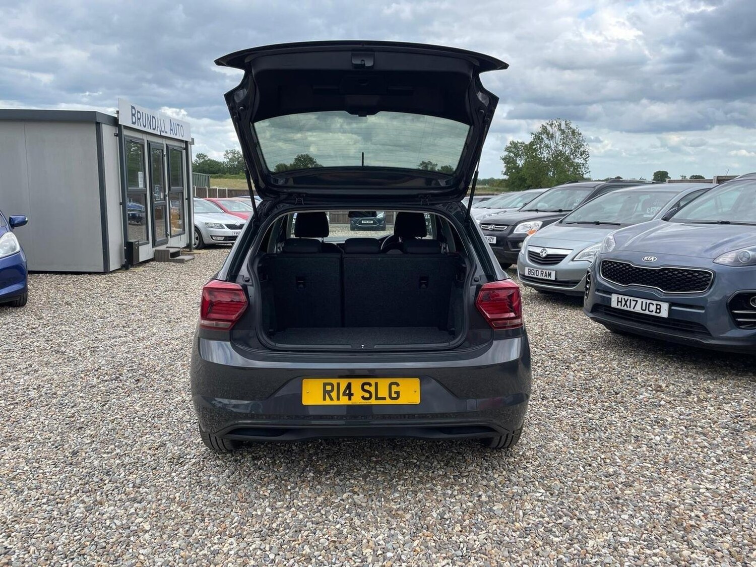 Vehicle 28