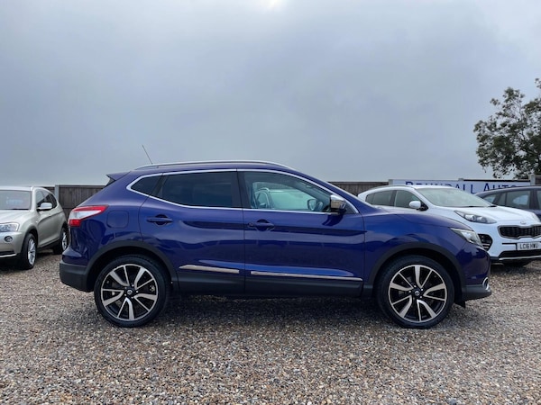 Used Nissan Qashqai 2014 for sale - 76268499: Photo 8