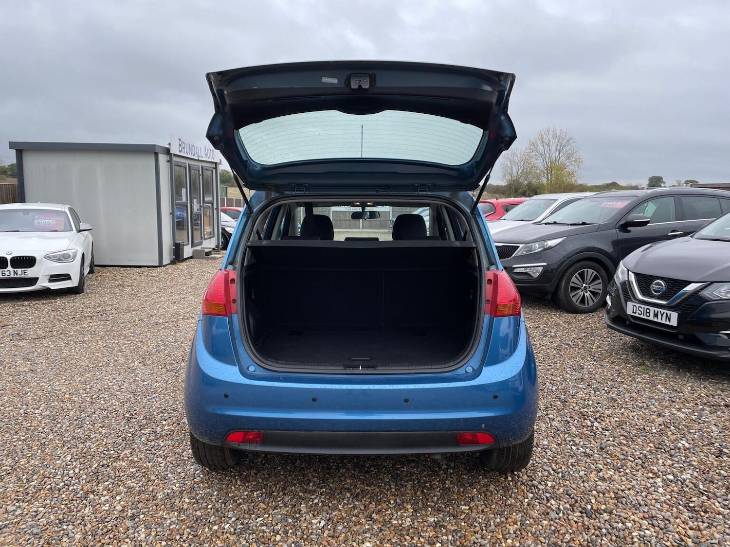 Used Kia Venga 2010 for sale - 76407486: Photo 22