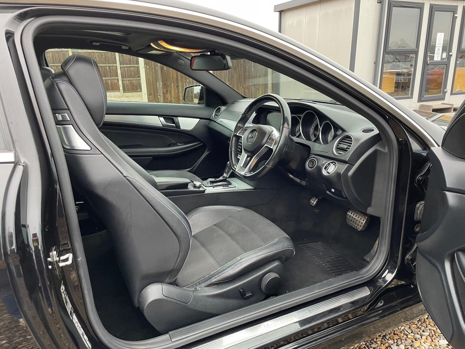 Used Mercedes-Benz C Class 2014 for sale - 77494696: Photo 9