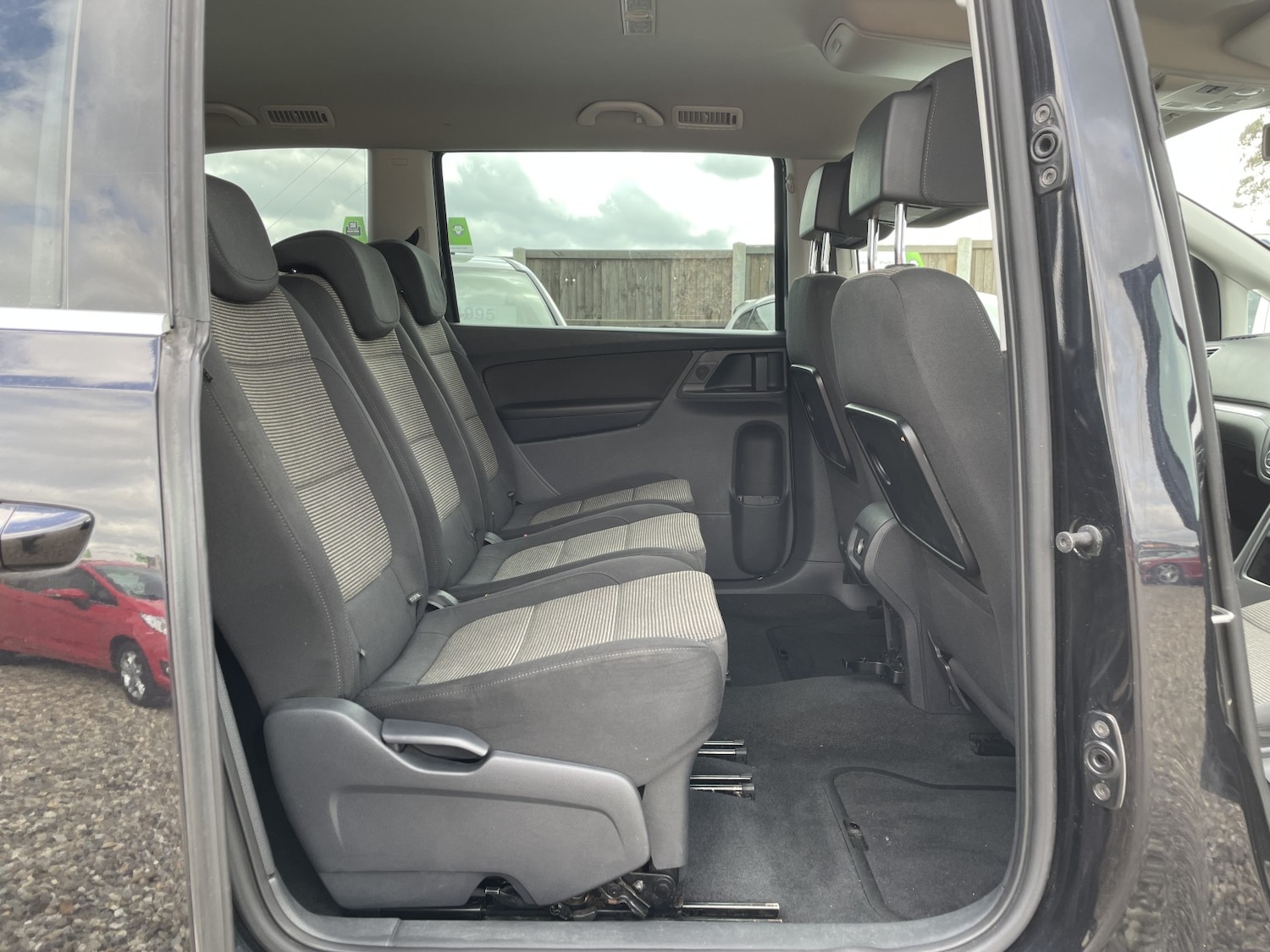 Used Volkswagen Sharan 2013 for sale - 78134991: Photo 23