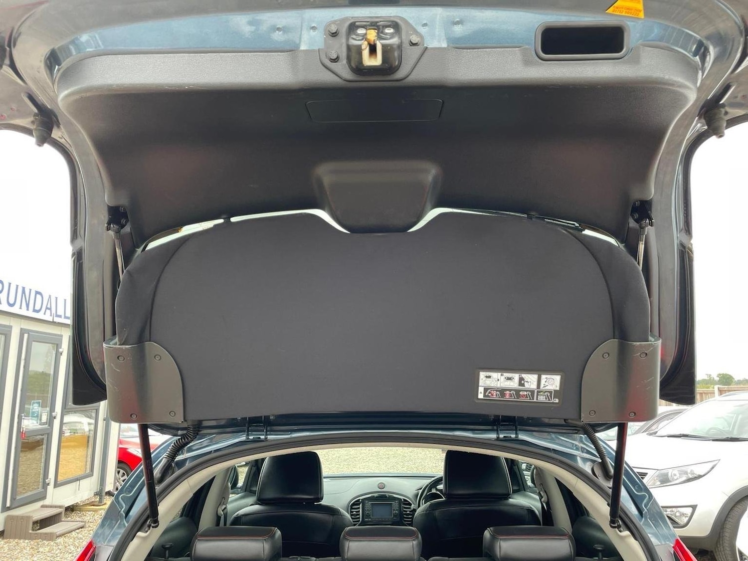 Vehicle 29