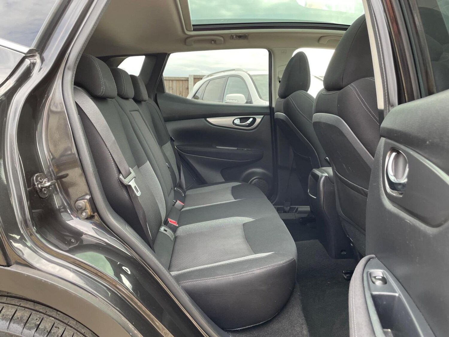 Used Nissan Qashqai 2018 for sale - 76793412: Photo 14