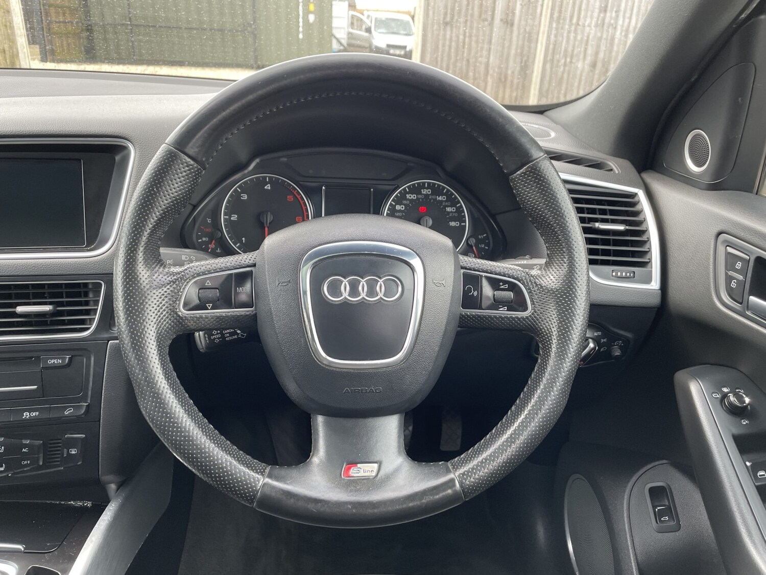 Used Audi Q5 2011 for sale - 78134958: Photo 19
