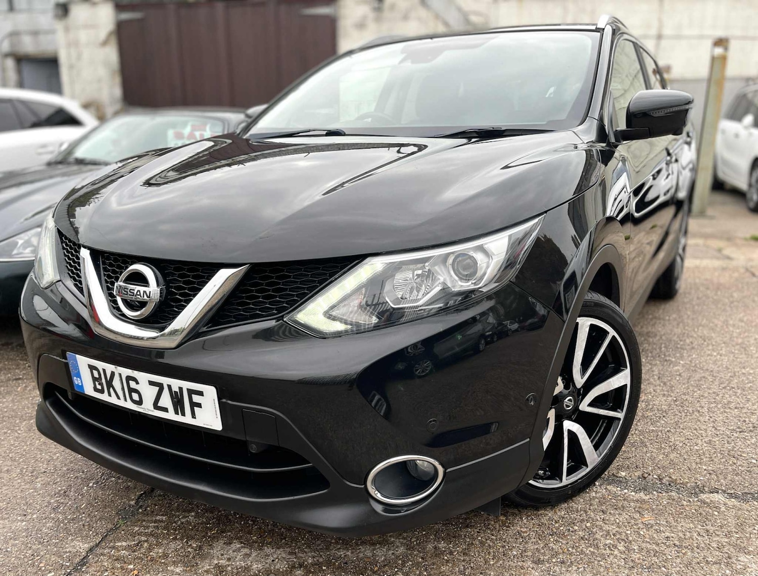 Used Nissan Qashqai 2016 for sale - 77195803: Photo 3