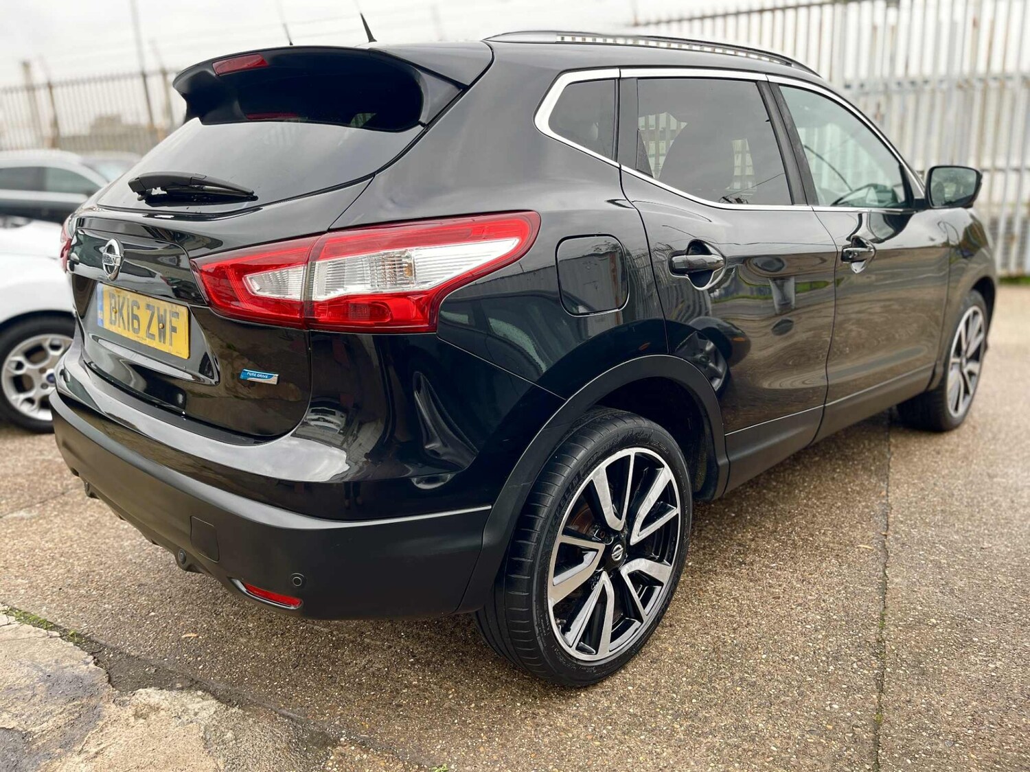 Used Nissan Qashqai 2016 for sale - 77195803: Photo 7