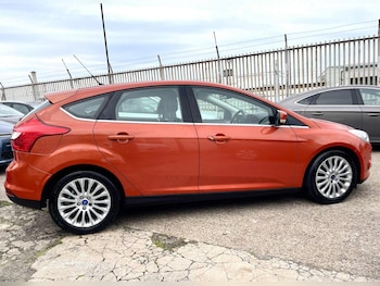 Used Ford Focus 2012 for sale - 75512613: Photo