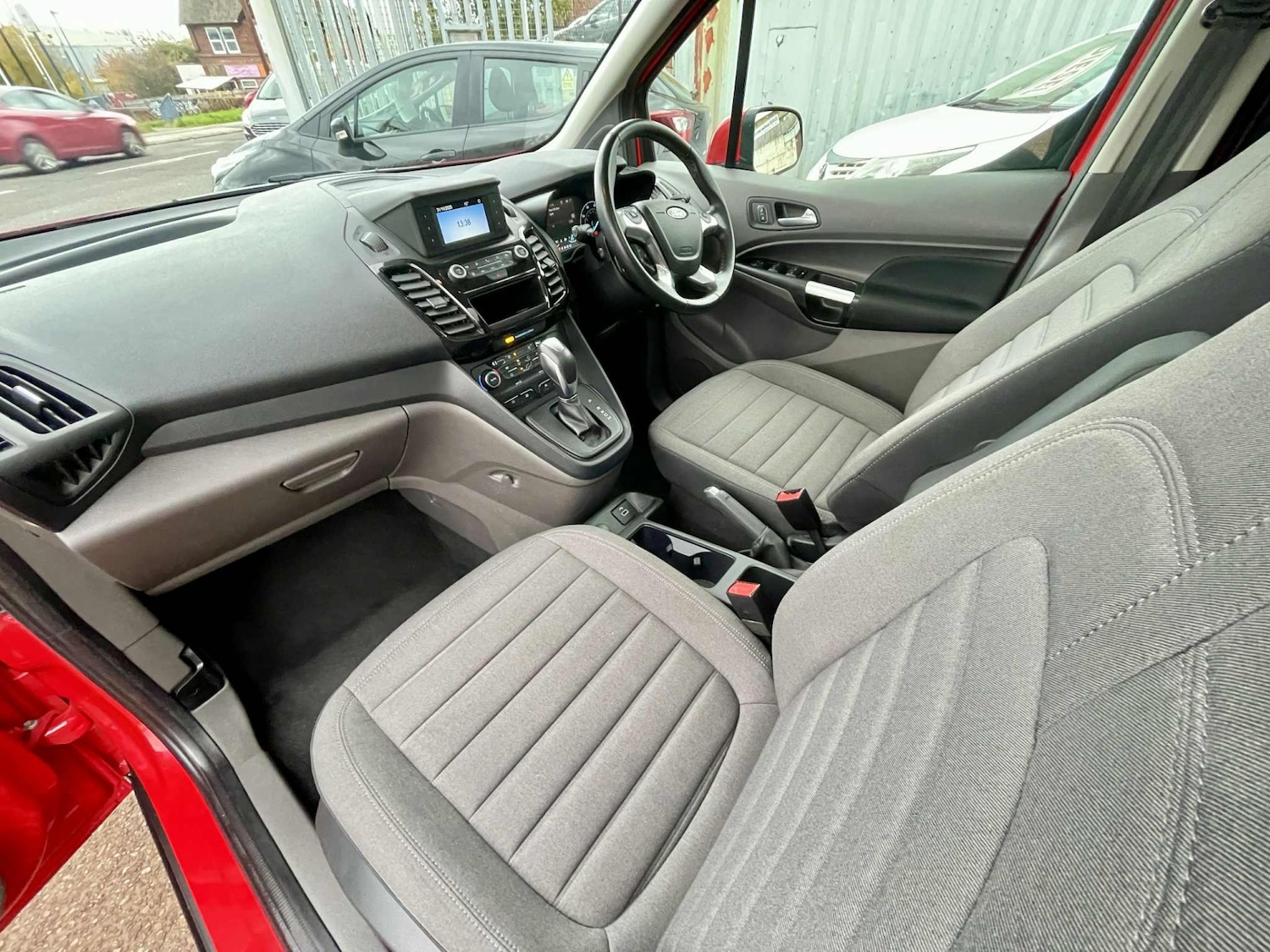 Used Ford Tourneo Connect 2020 for sale - 76426673: Photo 19