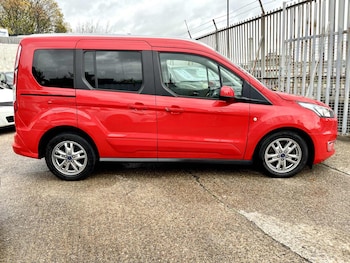 Used Ford Tourneo Connect 2020 for sale - 76426673: Photo