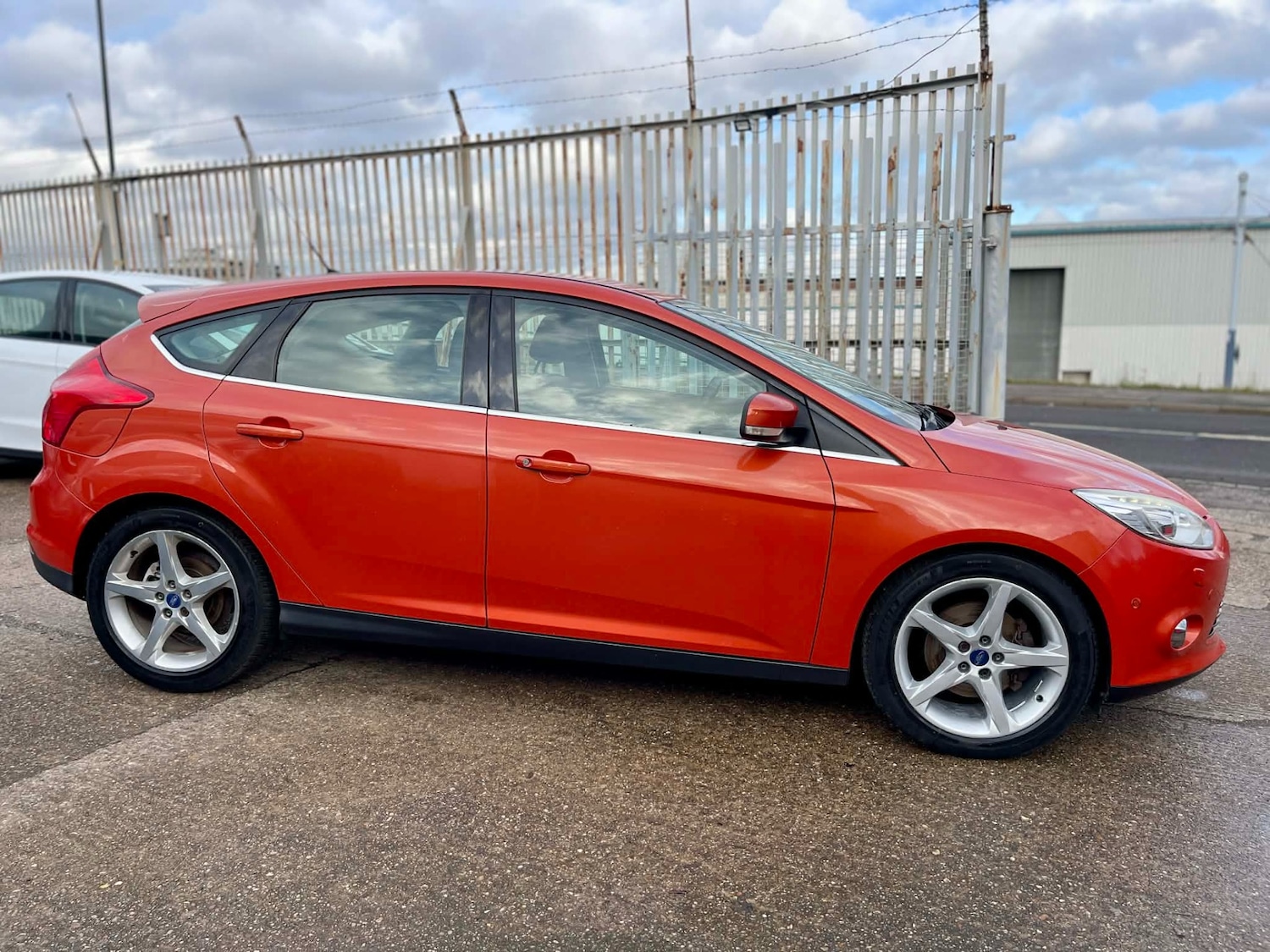 Used Ford Focus 2012 for sale - 77272243: Photo 7