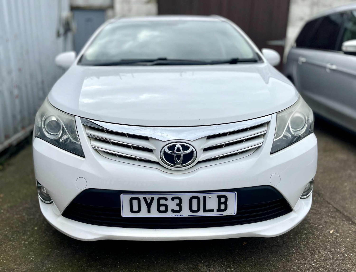 Used Toyota Avensis for sale - 76845988: Photo 2