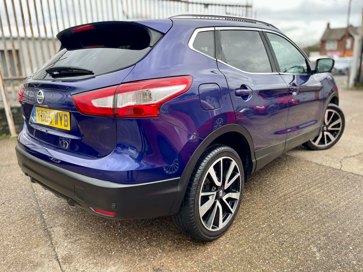 Used Nissan Qashqai 2015 for sale - 77743485: Photo 11