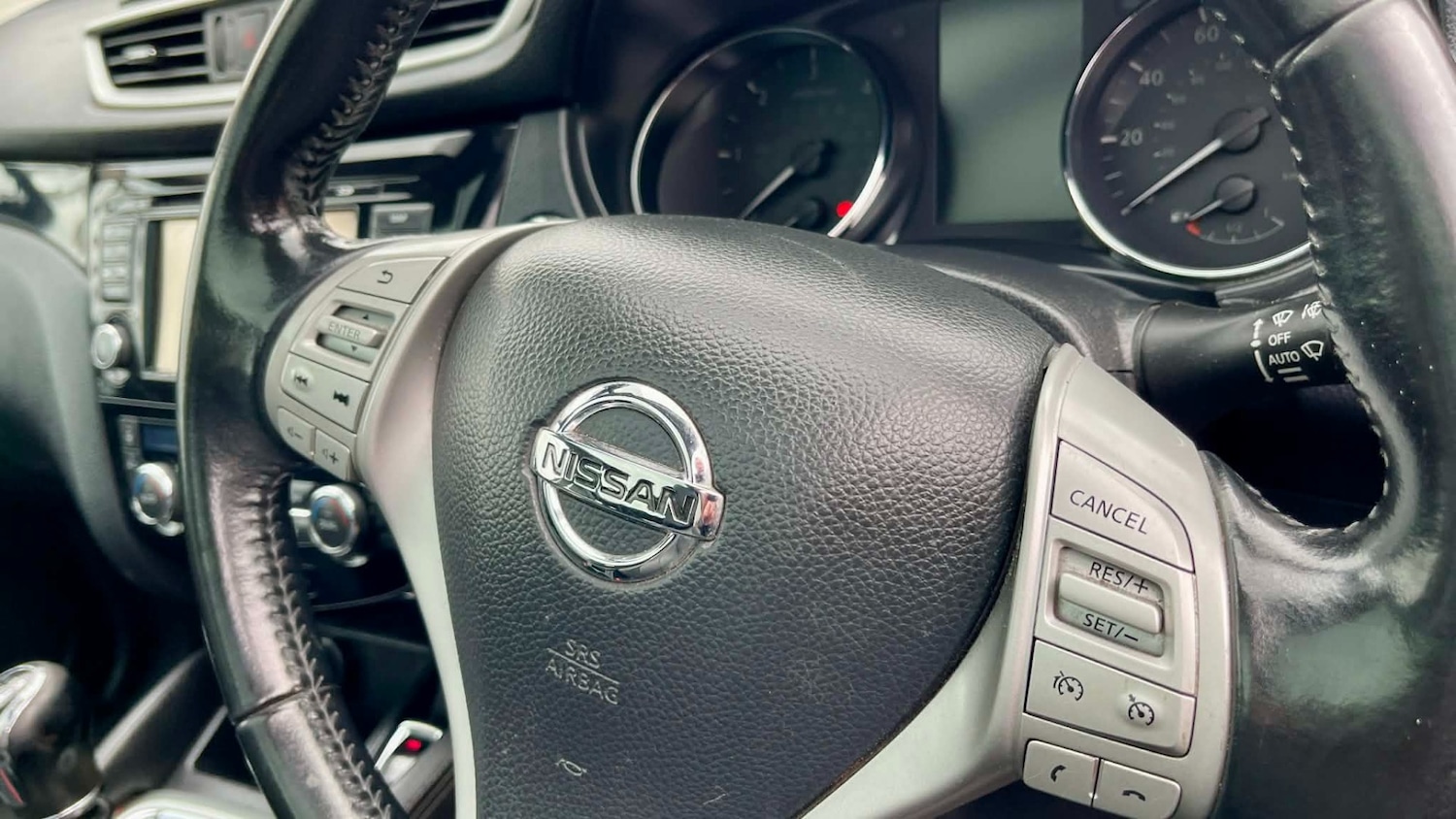 Used Nissan Qashqai 2015 for sale - 77743485: Photo 24