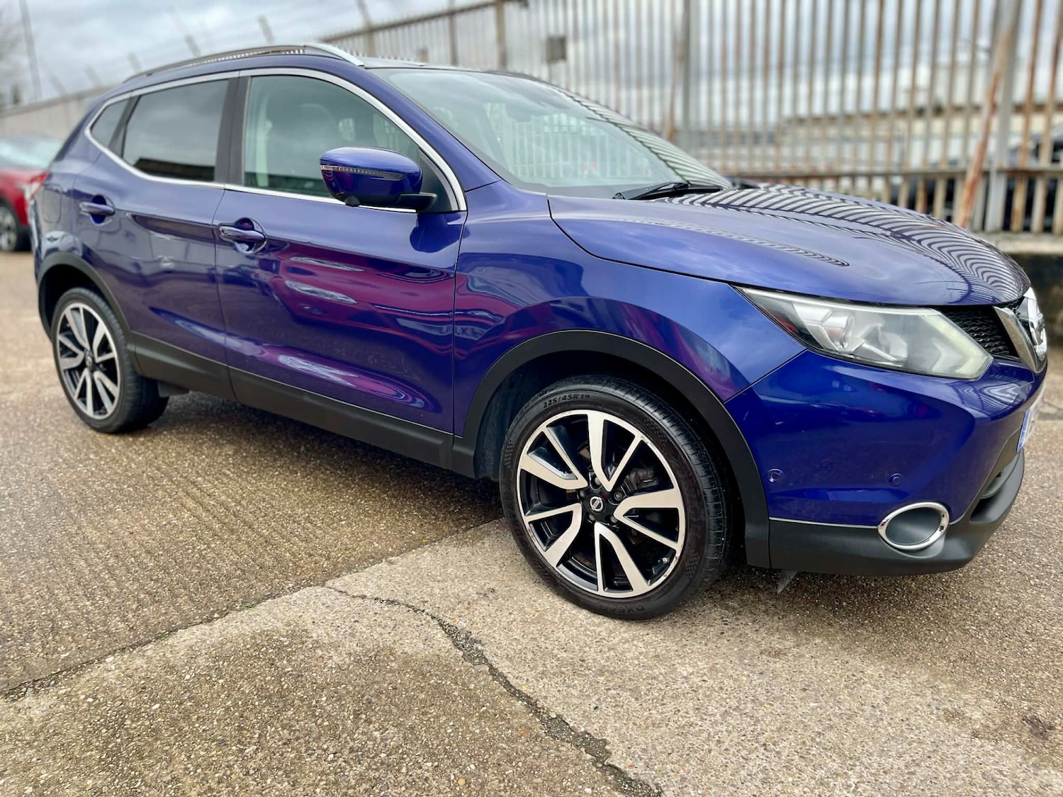 Used Nissan Qashqai 2015 for sale - 77743485: Photo 5