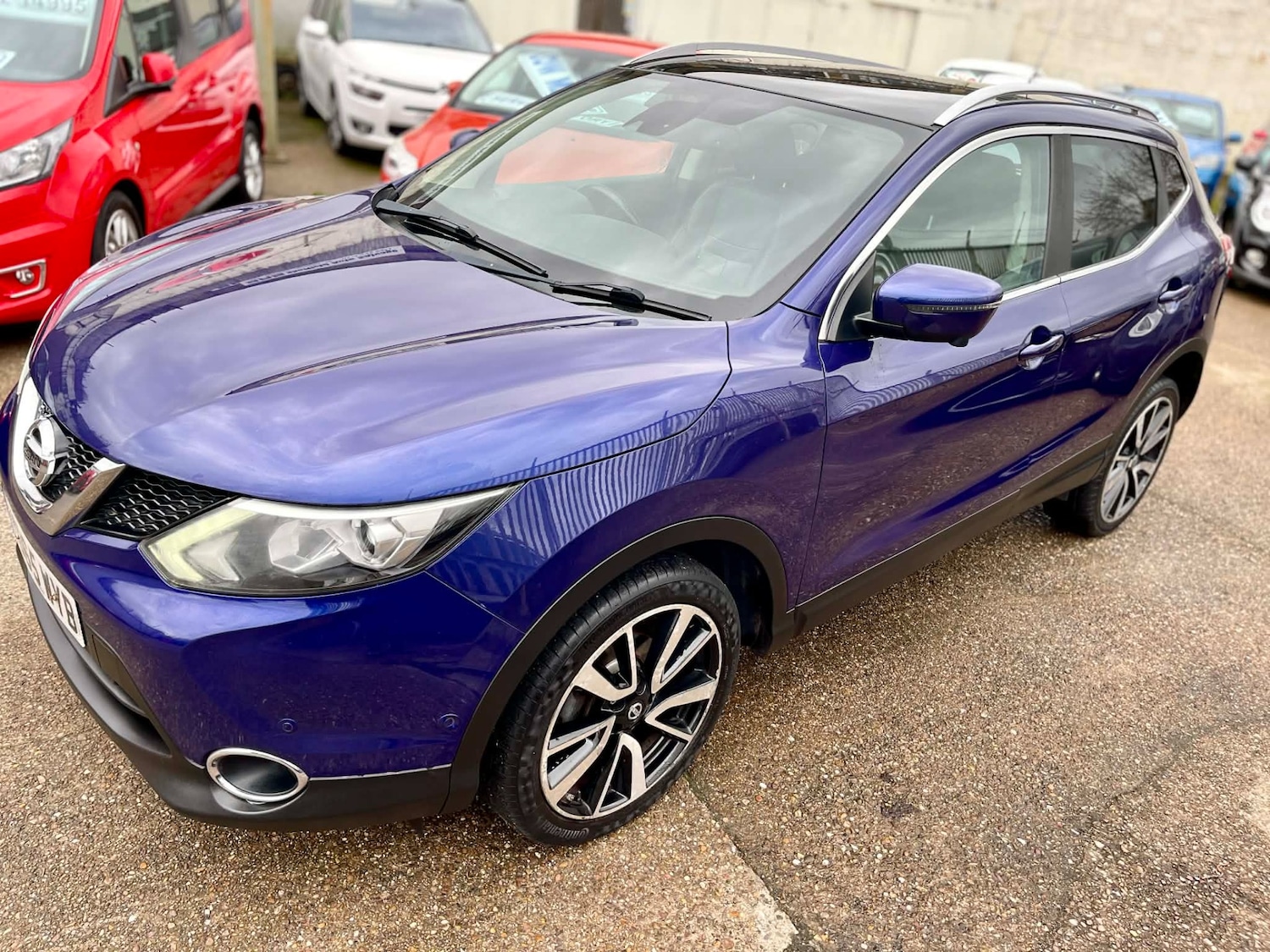 Used Nissan Qashqai 2015 for sale - 77743485: Photo 6