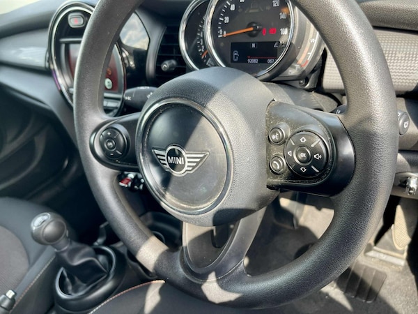 Used MINI Hatch 2018 for sale - 75559085: Photo 13