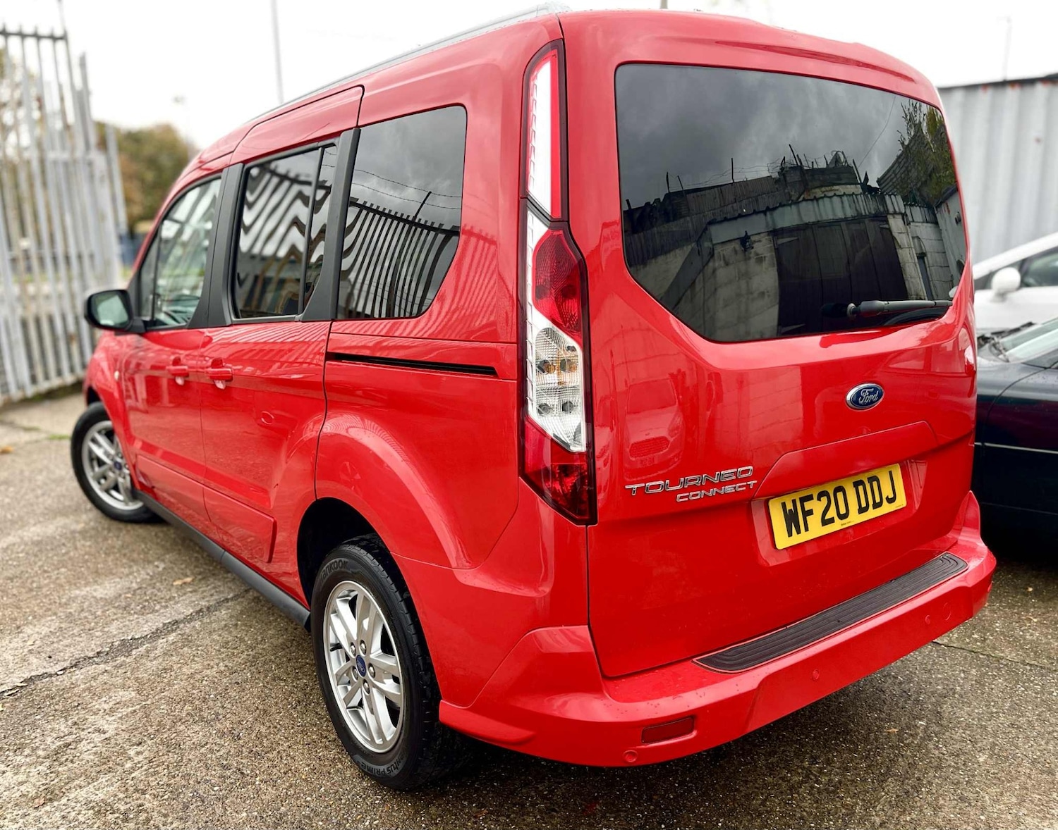 Used Ford Tourneo Connect 2020 for sale - 77195188: Photo 8
