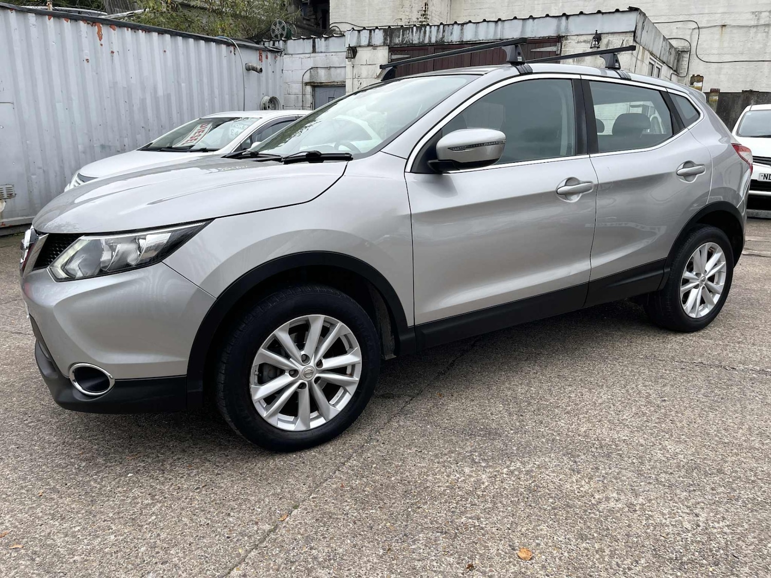 Used Nissan Qashqai 2016 for sale - 76309964: Photo 4