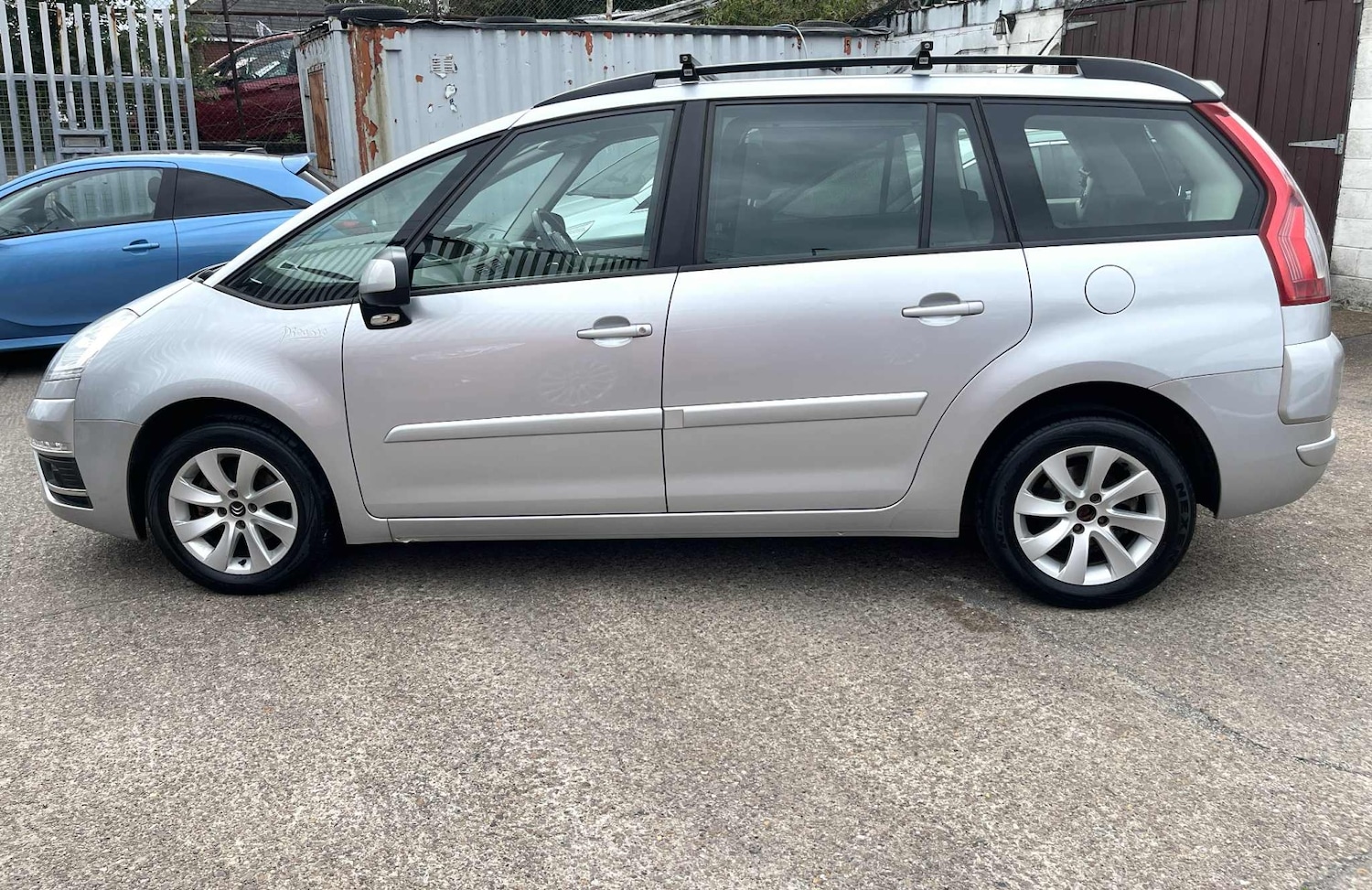 Vehicle 5