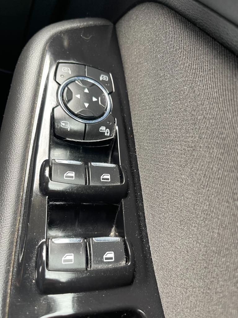 Used Ford Galaxy 2016 for sale - 76845930: Photo 18