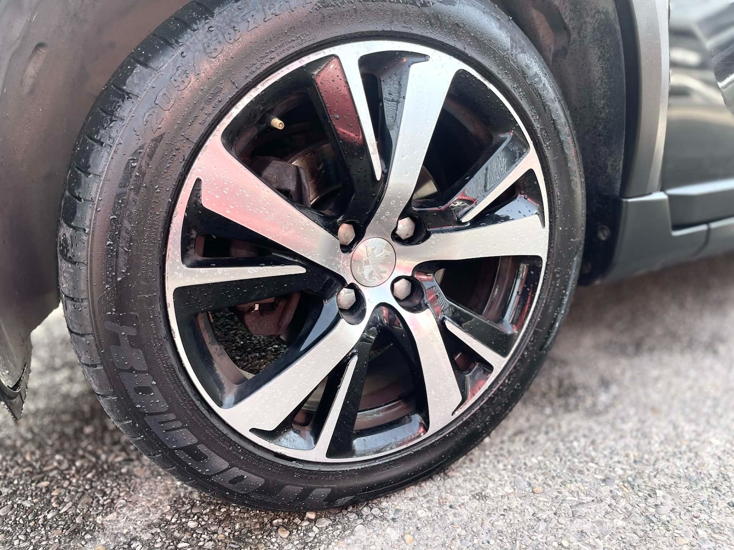 Used Peugeot 2008 2017 for sale - 77974800: Photo 14