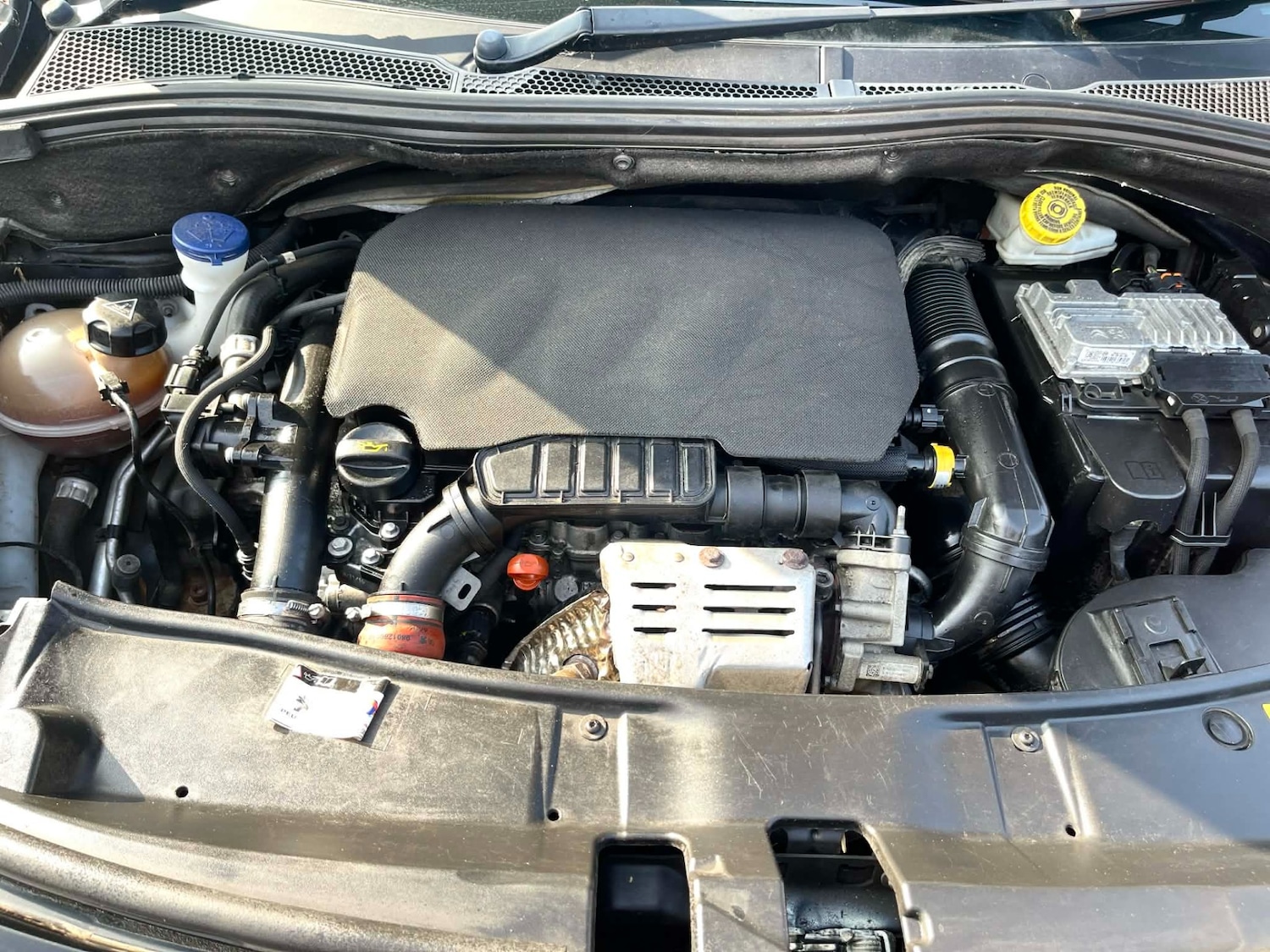 Used Peugeot 2008 2017 for sale - 77974800: Photo 18