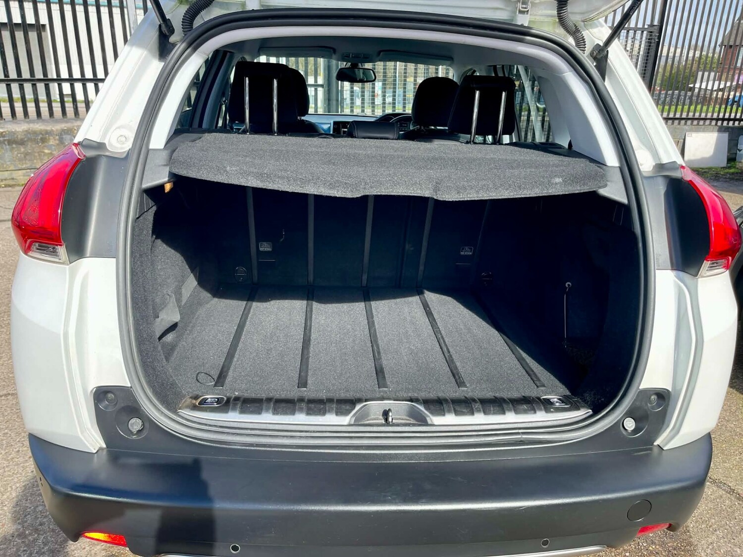 Used Peugeot 2008 2014 for sale - 78041901: Photo 20