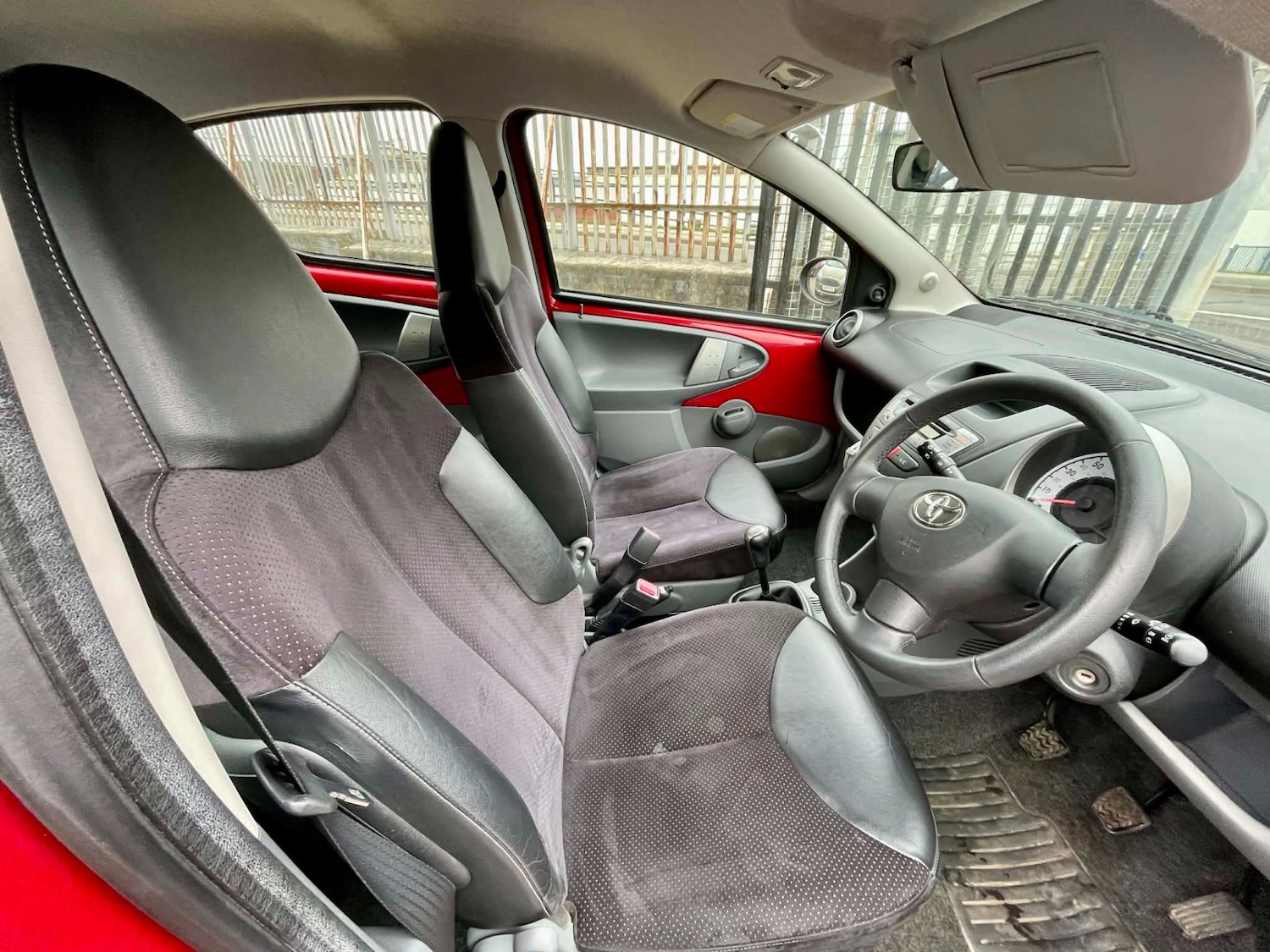 Used Toyota AYGO 2011 for sale - 77653251: Photo 14