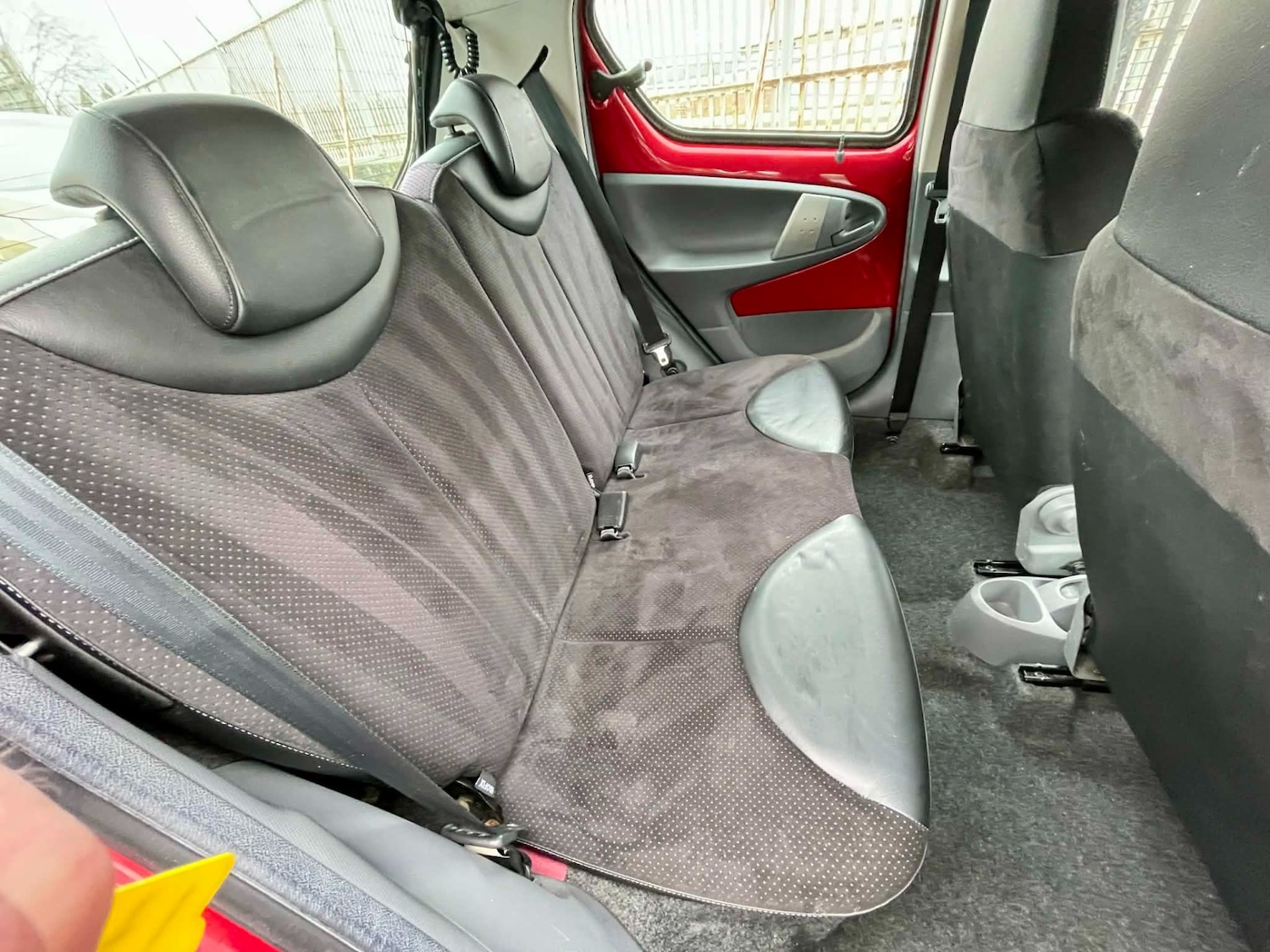 Used Toyota AYGO 2011 for sale - 77653251: Photo 16