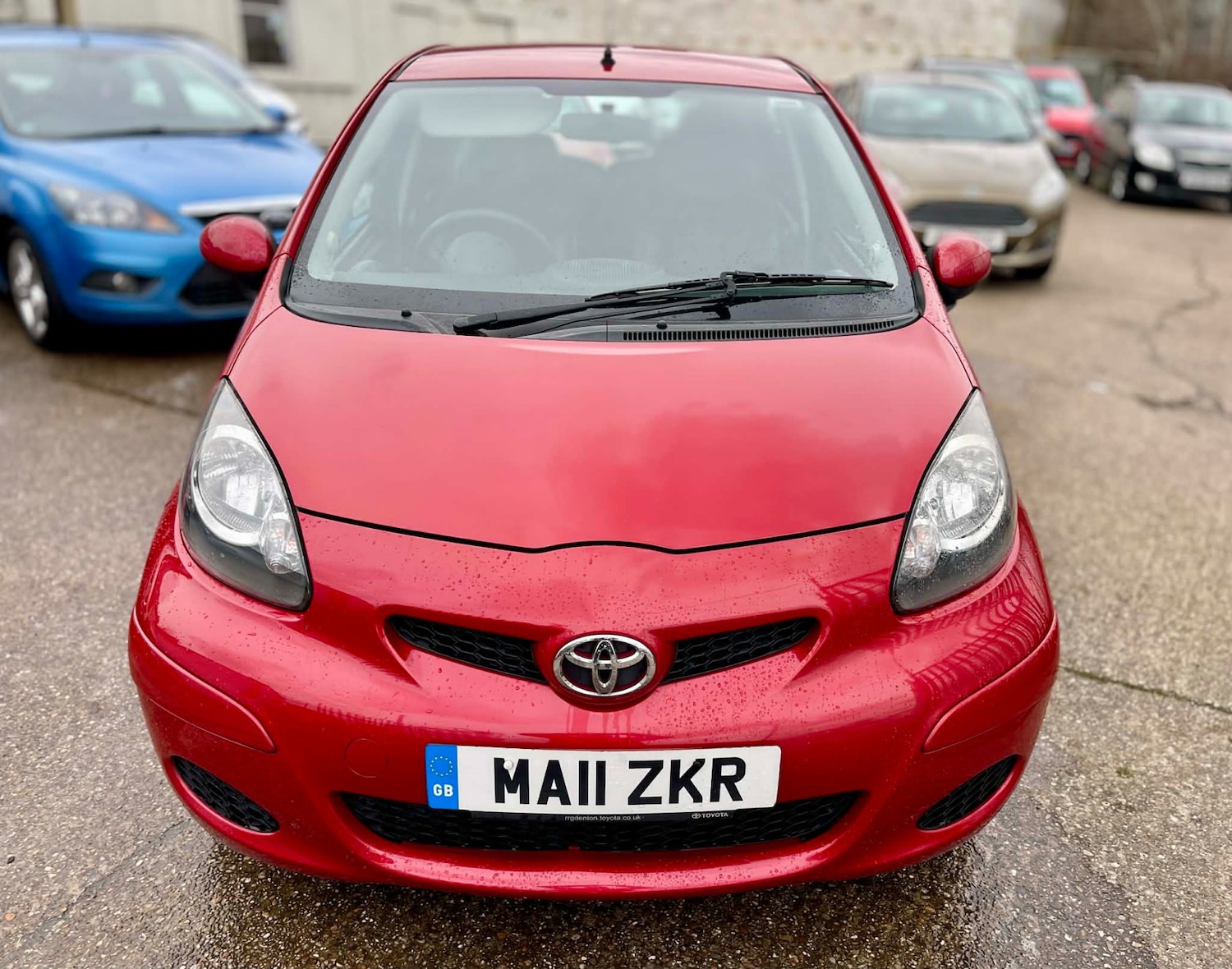 Used Toyota AYGO 2011 for sale - 77653251: Photo 2