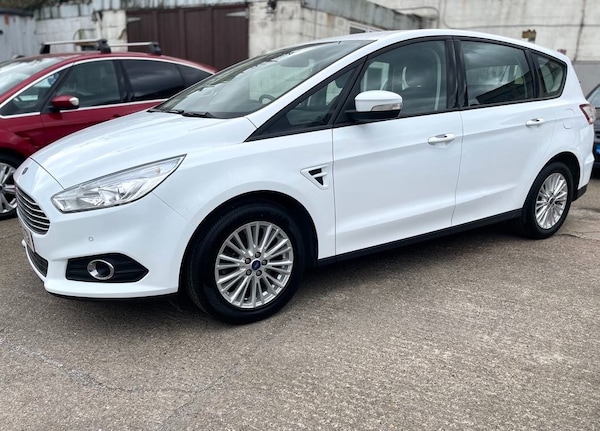 Used Ford S-Max 2016 for sale - 73998774: Photo 4