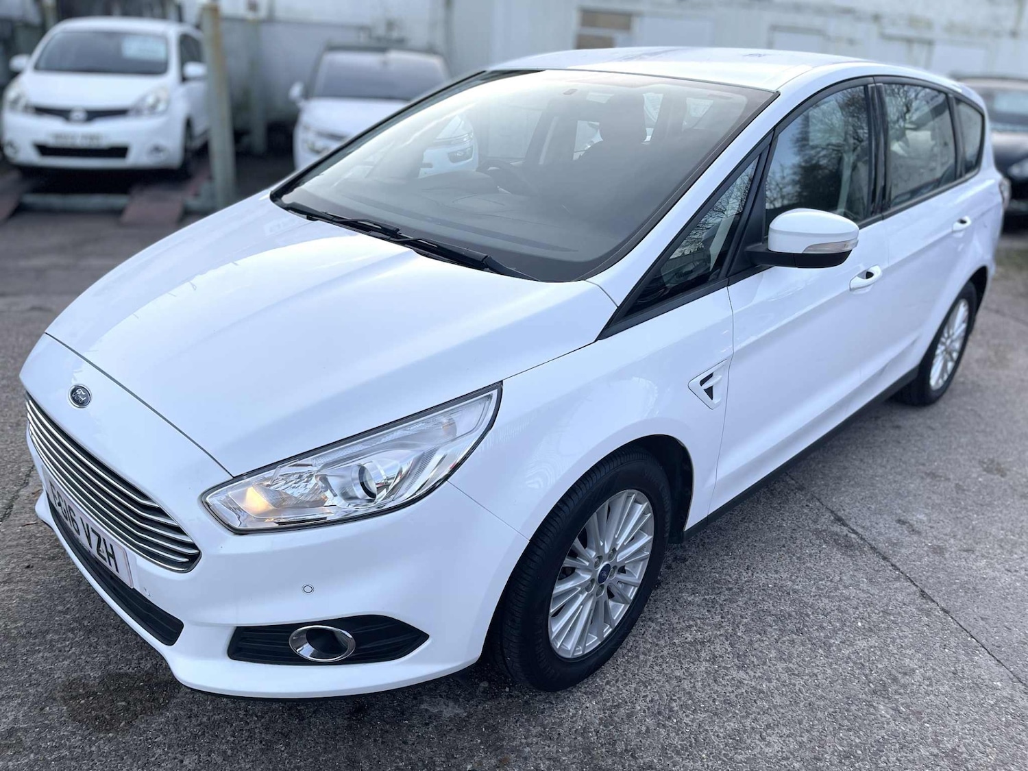 Used Ford S-Max 2016 for sale - 76579729: Photo 5