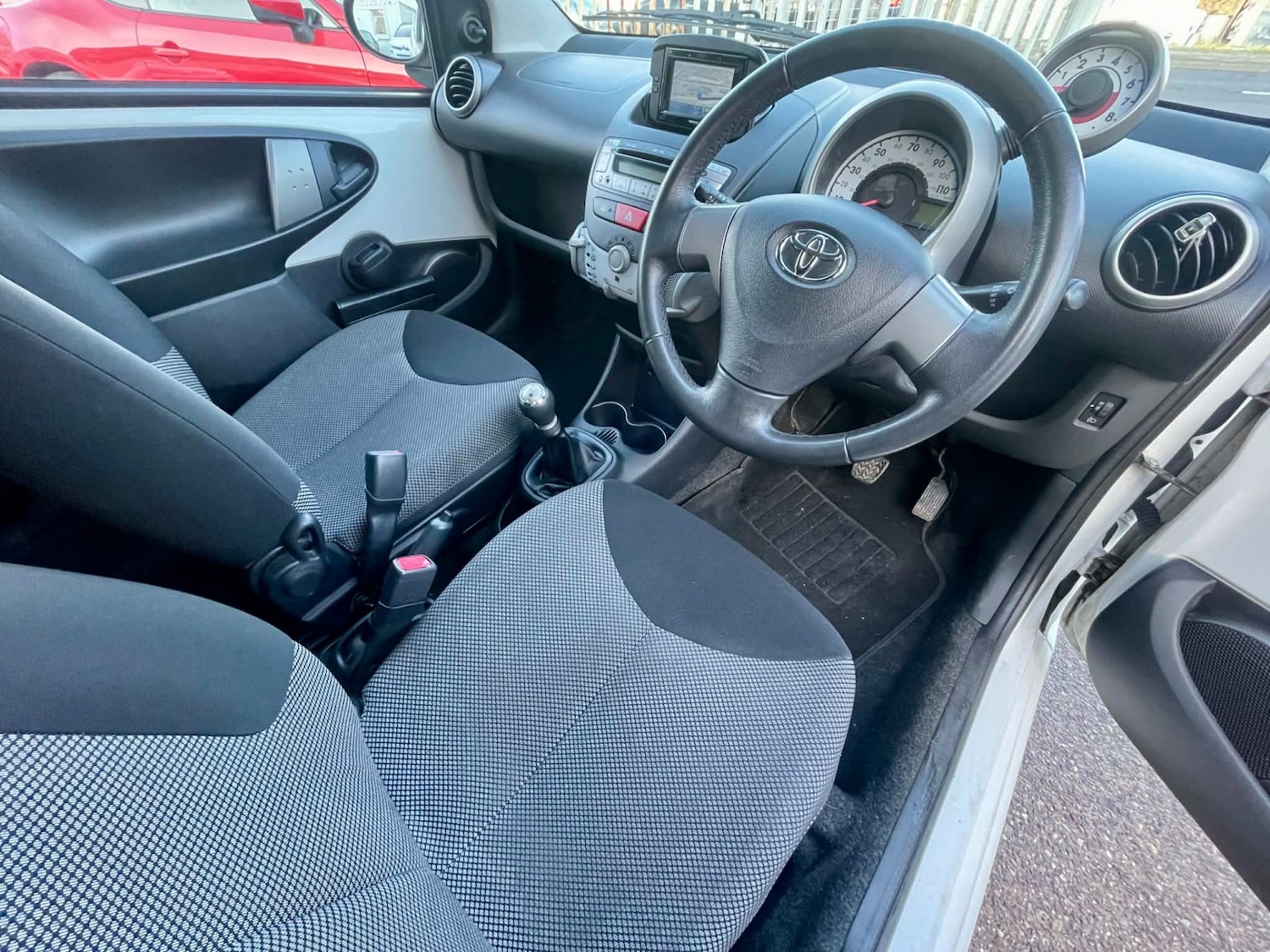 Used Toyota AYGO 2014 for sale - 77364059: Photo 15