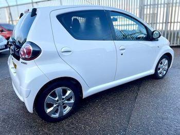 Used Toyota AYGO 2014 for sale - 77364059: Photo