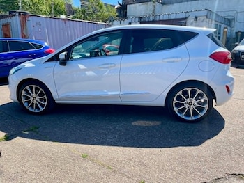 Used Ford Fiesta 2020 for sale - 78899640: Photo