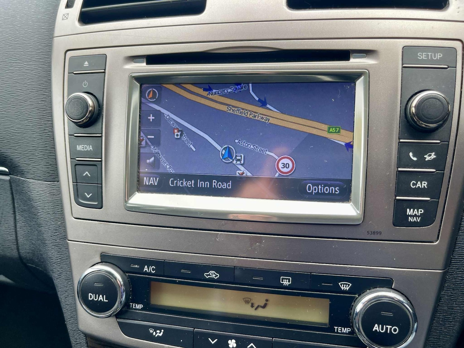 Used Toyota Avensis 2013 for sale - 77196277: Photo 18