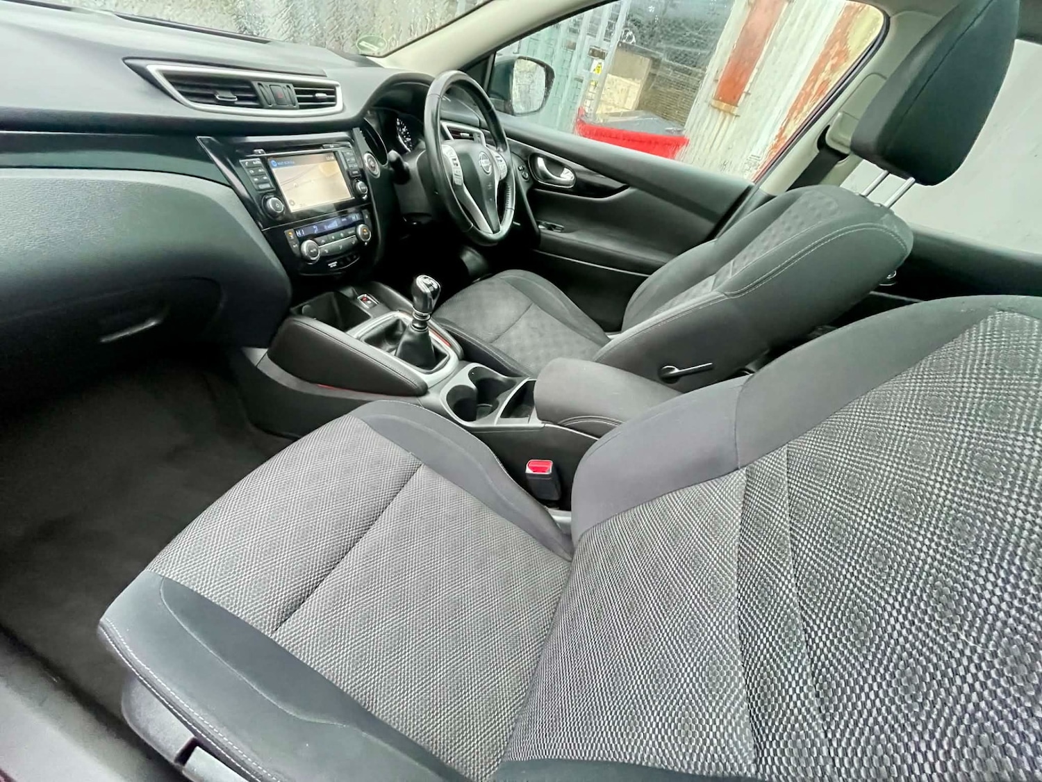 Used Nissan Qashqai 2015 for sale - 77447755: Photo 16